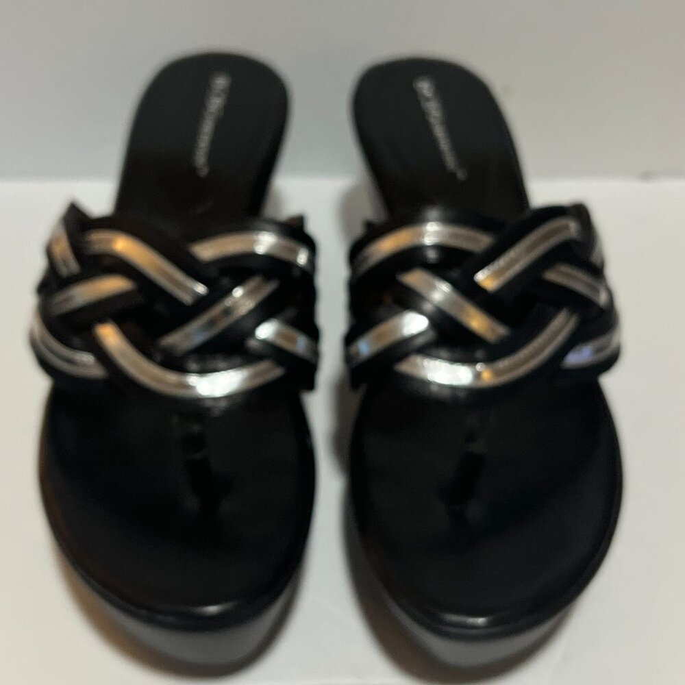 BCBG Generation Women Wedge Sandals Black with Silver Accent 8-1/2B NOS 3" Heel